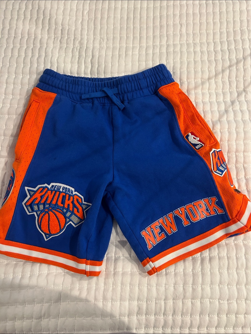 Pro standard Kids Knicks shorts size Small
